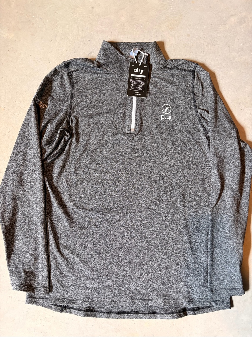 PLYR 1/4 Zip Size Meduim Brand New w Tag